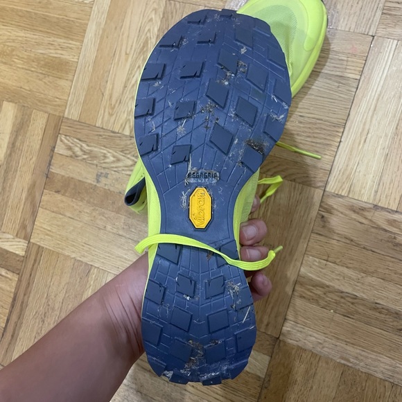 Arc’Teryx women shoes size 6 - Picture 6 of 6